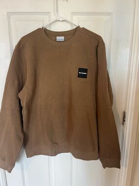 Columbia Men's Chest-Logo Brown Crewneck Sweatshirt